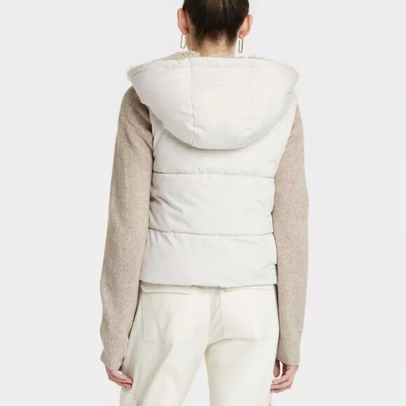 Universal Thread Faux Fur Puffer Vest NWT Teddy Cream - Picture 2 of 11